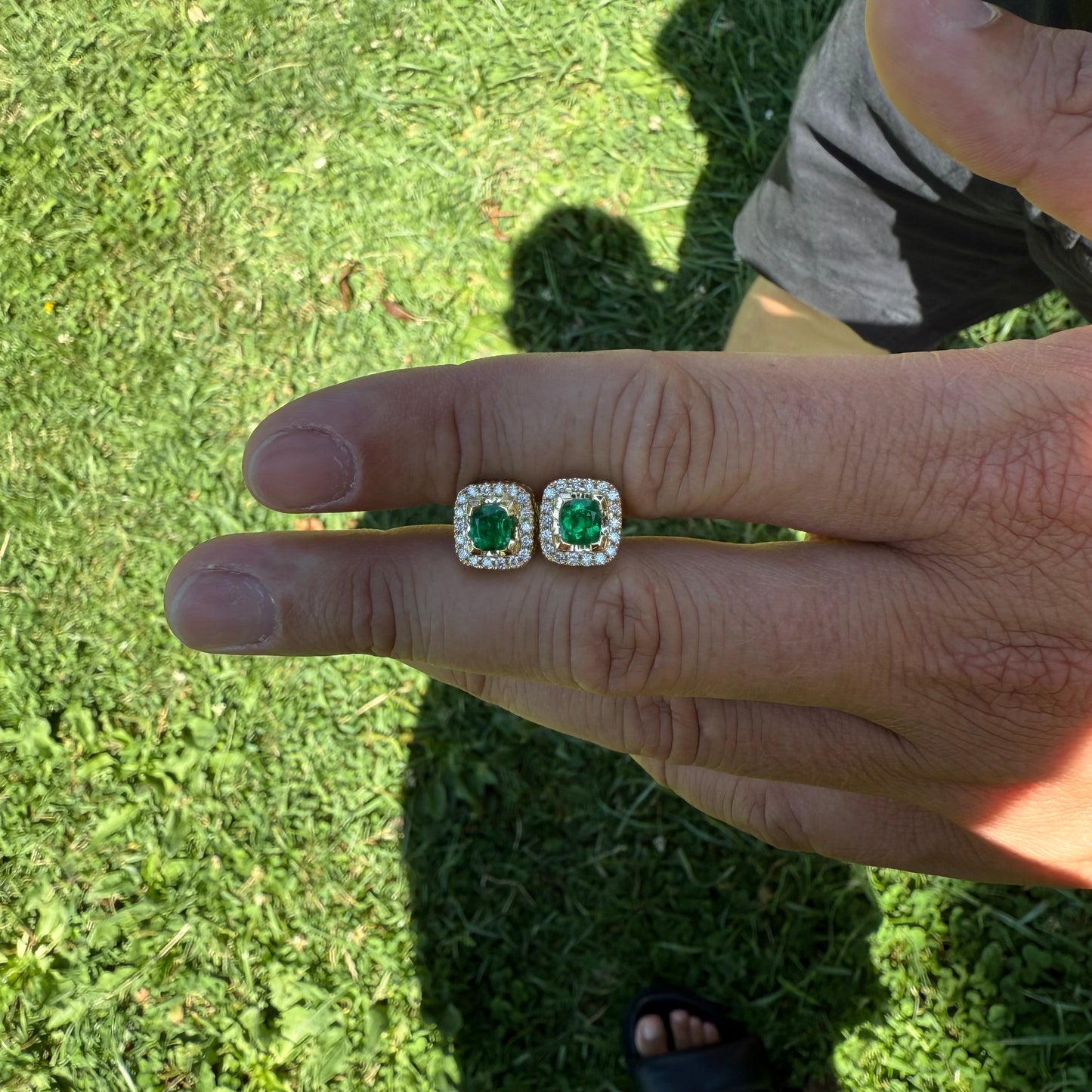 High-Quality Semi-Square Colombian Emerald & Diamond Earrings – 1.02 ct | 36 Diamonds | 18K Gold