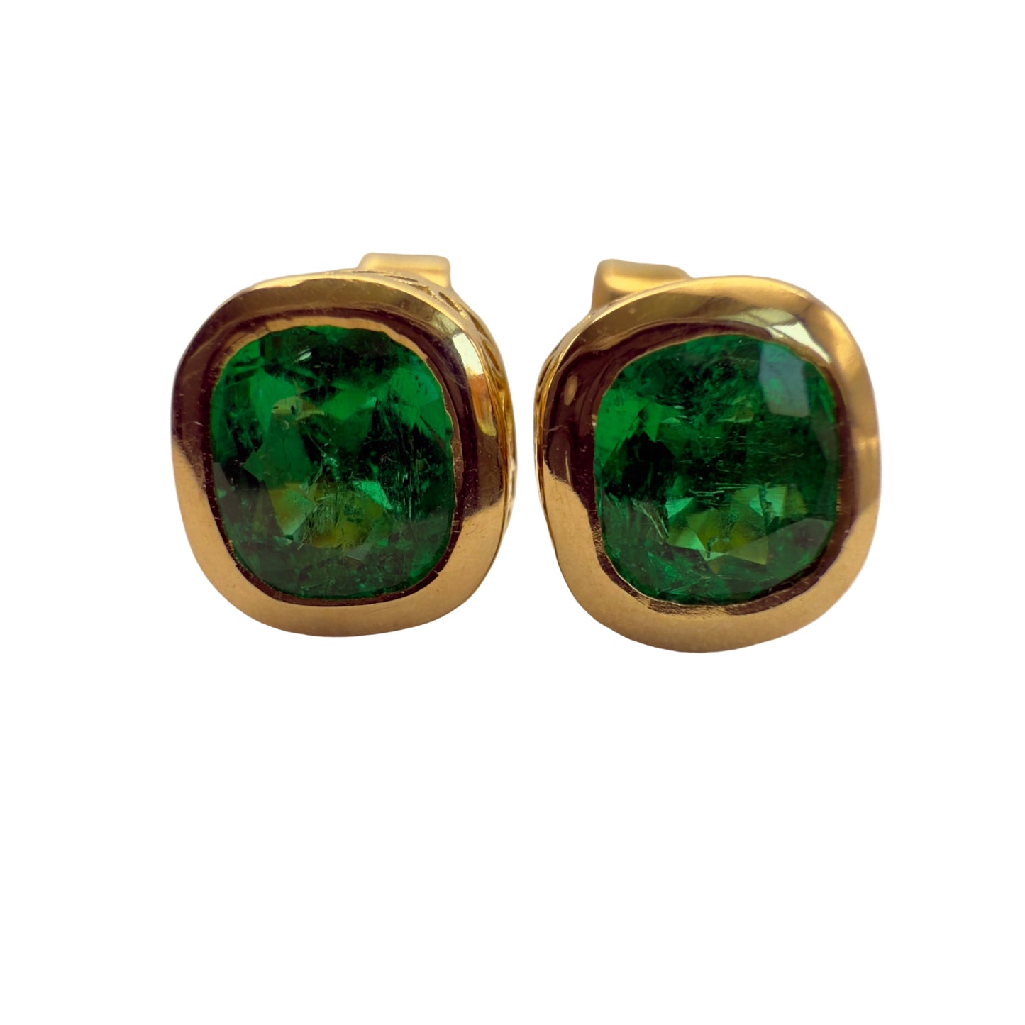 High-Quality Semi-Round Colombian Emerald Earrings – 1.30 ct | 18K Gold